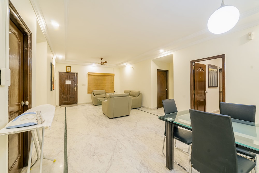 At Home Apartment Hotel 35/50
