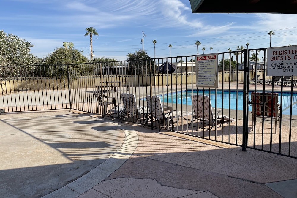 Hotel Yuma AZ Desert Grove 1/47