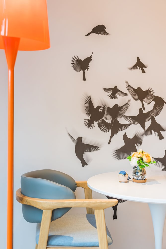 The Pier Hotel 33/69