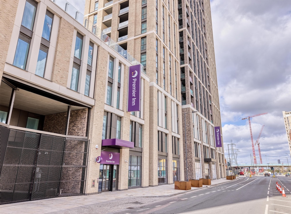 Premier Inn London Docklands (Canning Town) 41/48