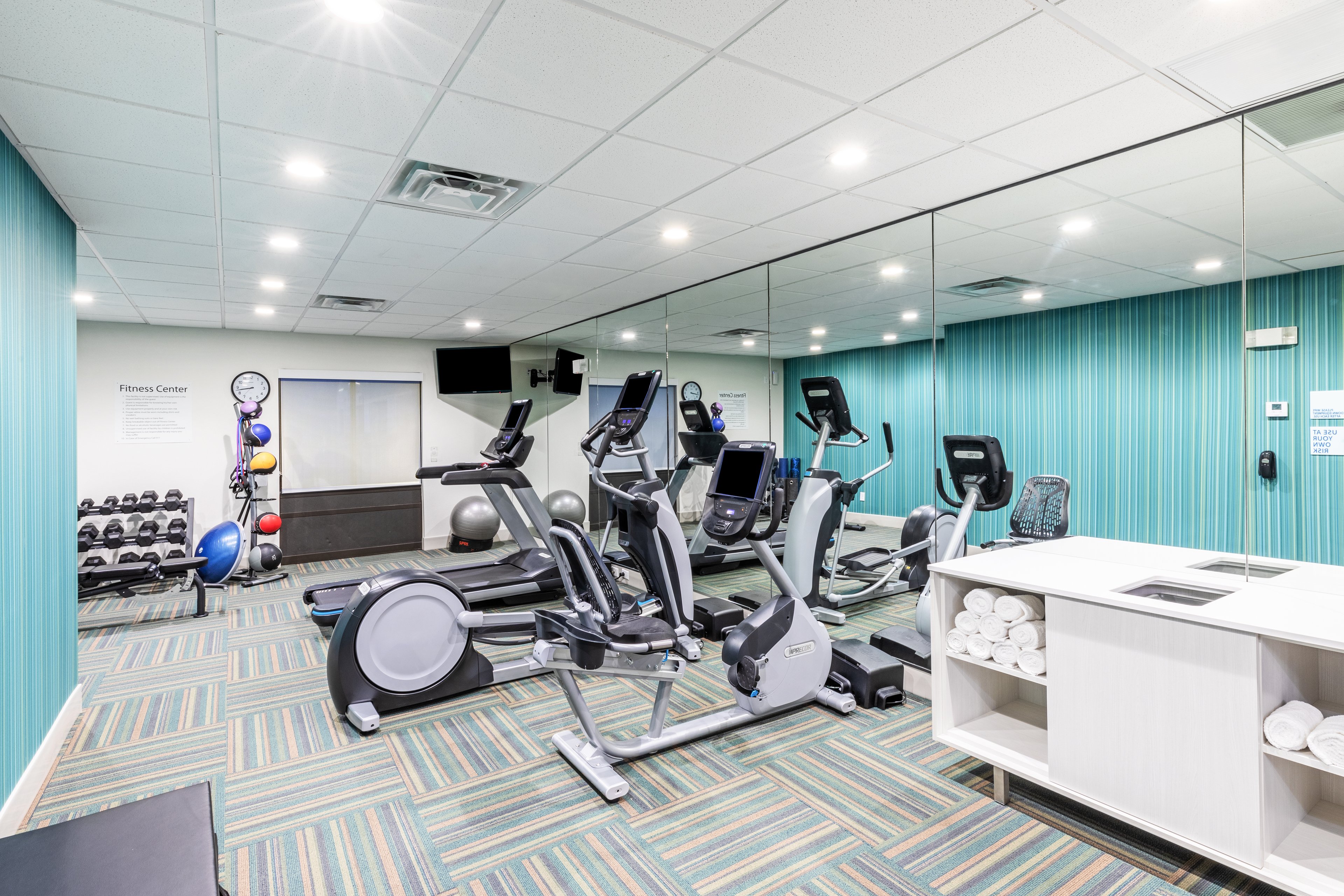Holiday Inn Express & Suites Austin NW - Lakeway 37/50