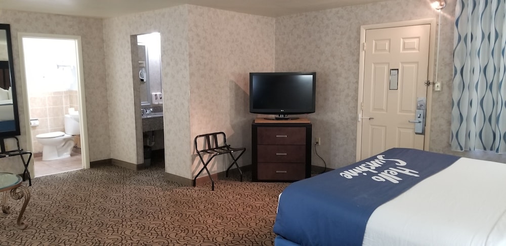Days Inn & Suites by Wyndham Trinidad 21/41
