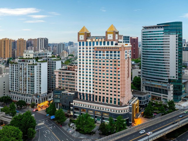 Mercure Chengdu Tianfu Square 2/10