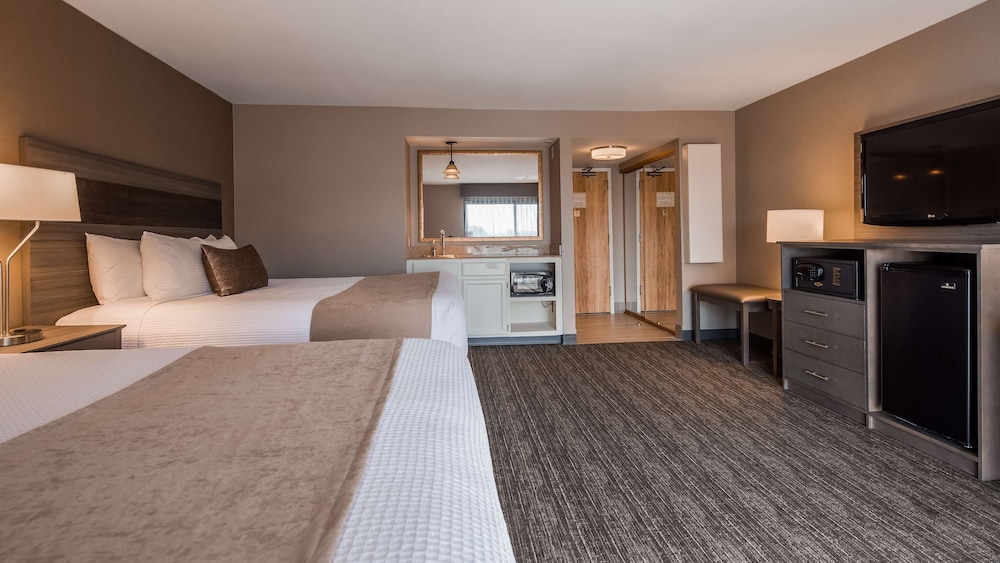 Best Western Plus Executive Inn 15/47