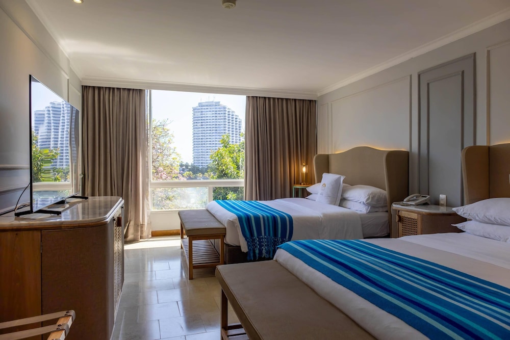 Premium, 2 Queen Beds, Garden or City View