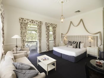 THE CONVENT HUNTER VALLEY 22/62