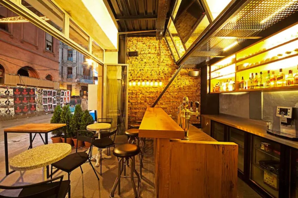 Raven Istanbul Suites 51/57