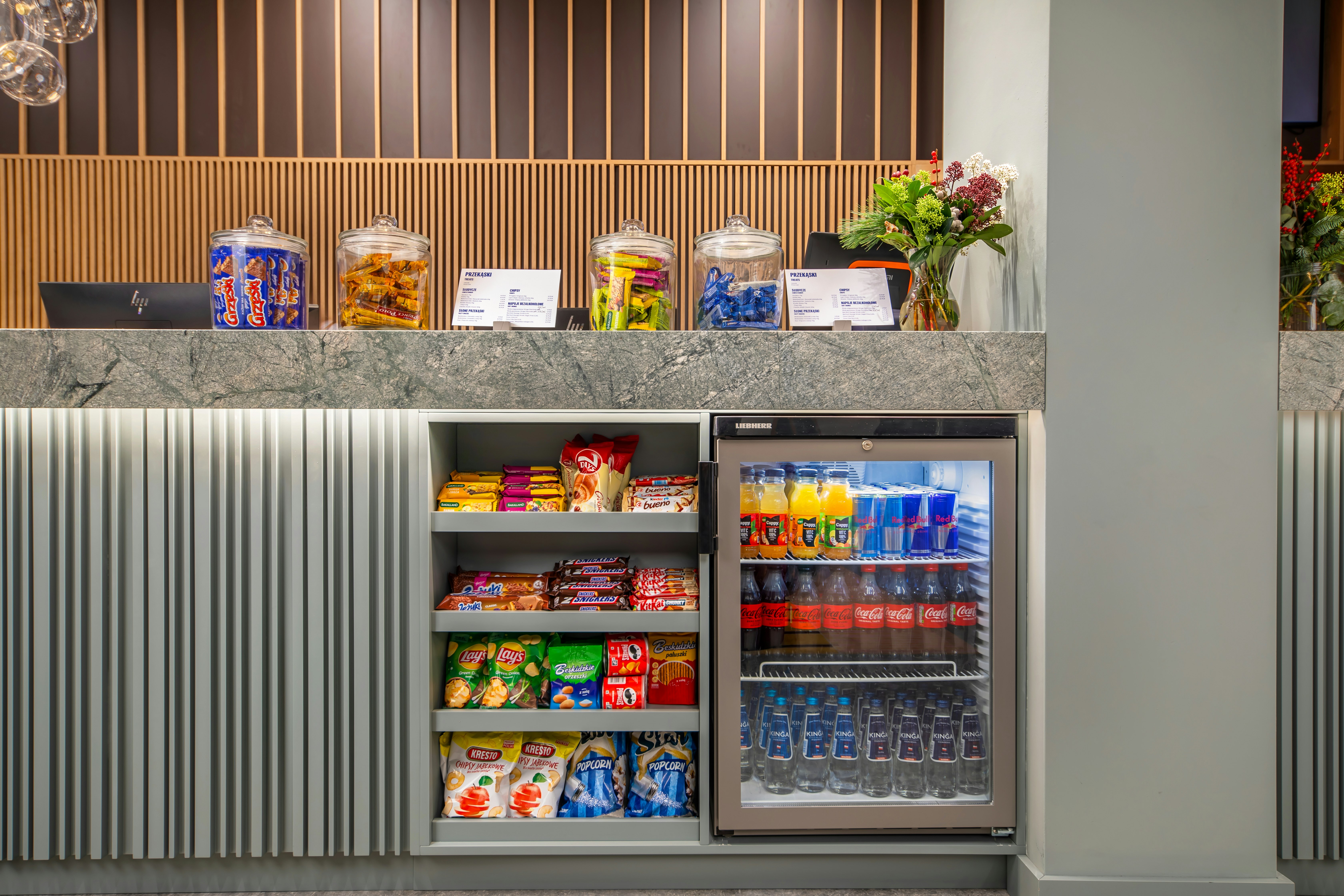 Hampton By Hilton Wroclaw Airport 4/19