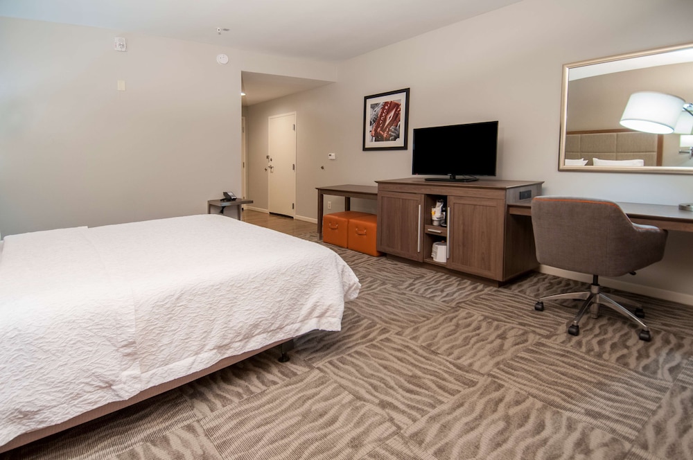 Hampton Inn Opelousas La 21/47