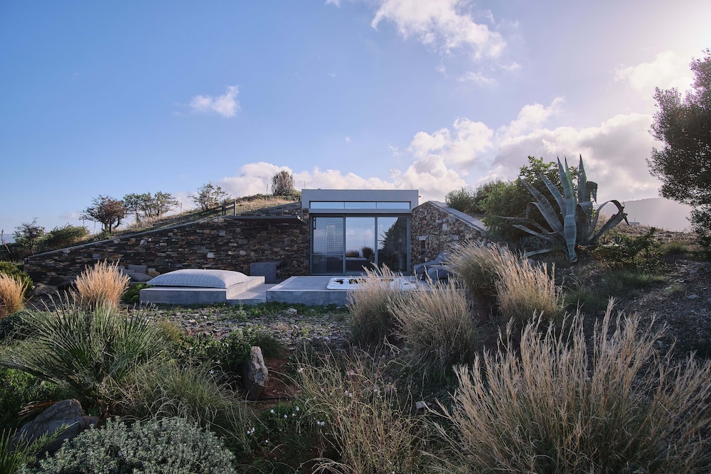 Hidden Retreats Kythera 38/50