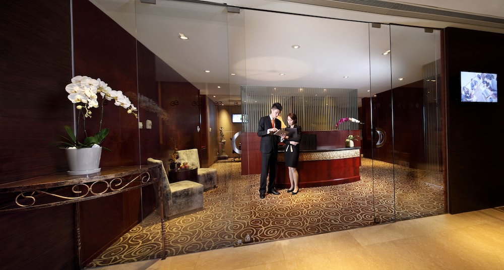 The Eton Hotel Shanghai 8/69