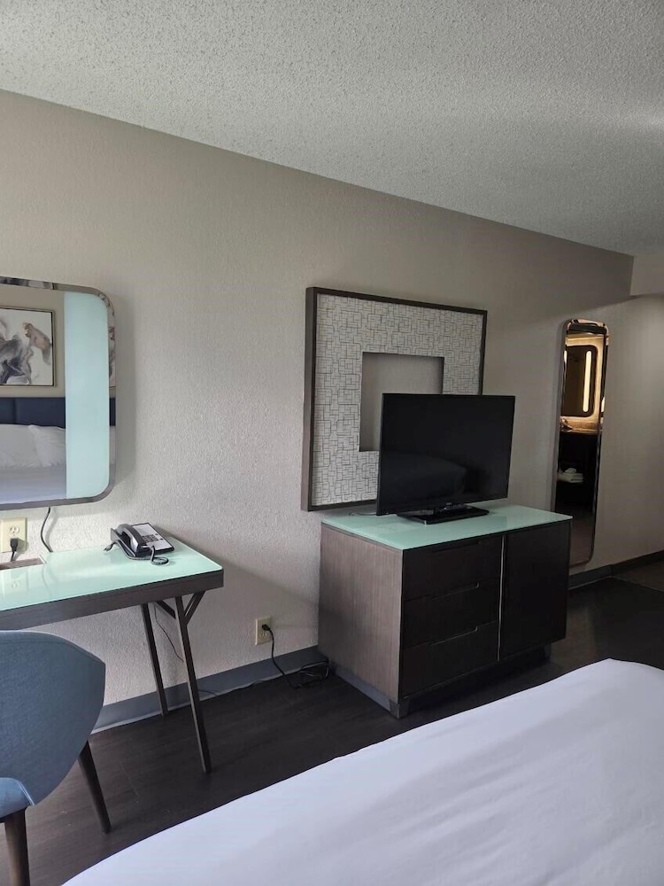 Hamilton Inn Bessemer 31/37