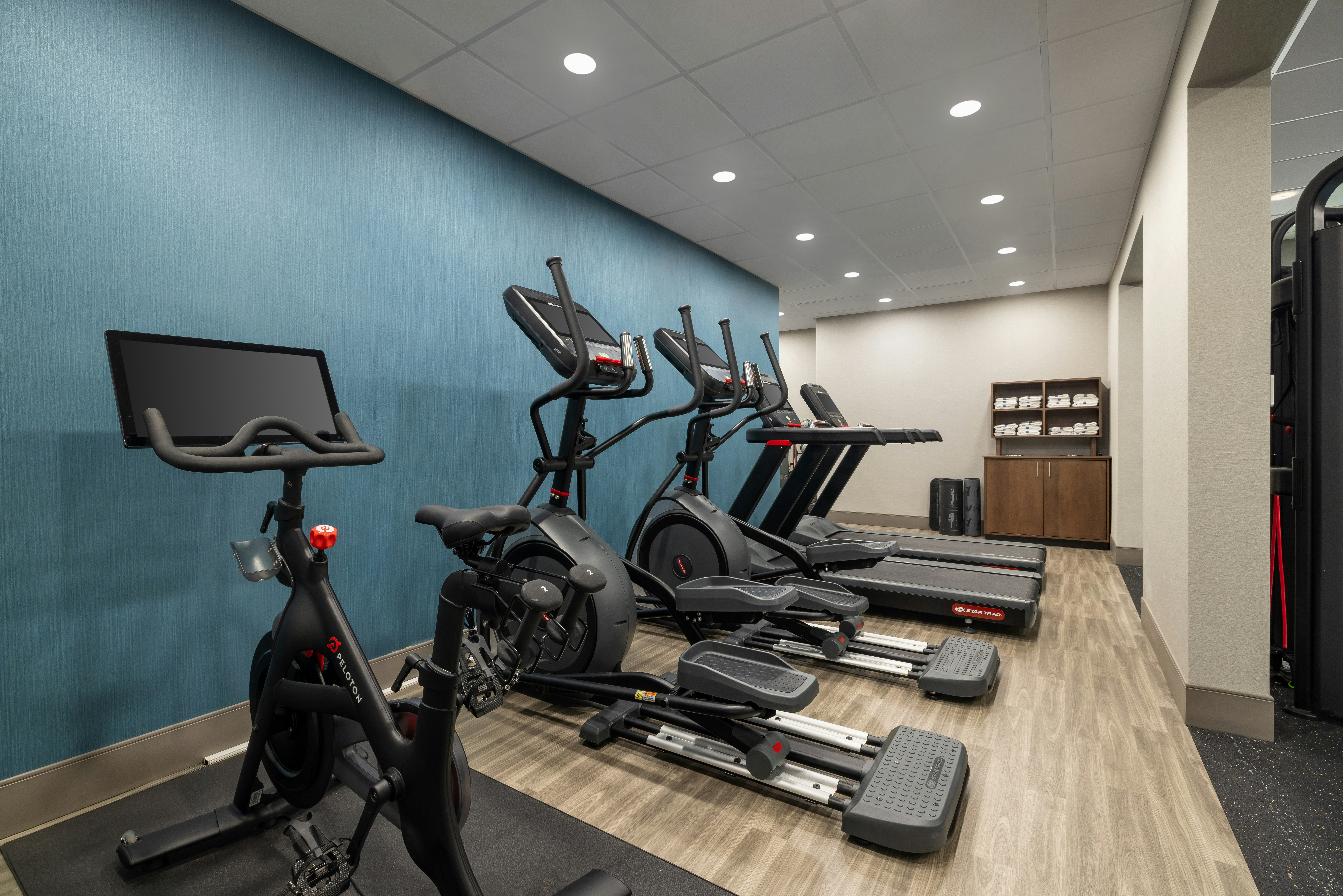 Hampton Inn Suites Galveston 42/68