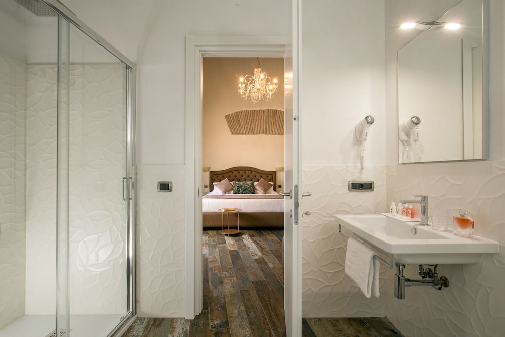 MySuite Tower Pantheon 26/28
