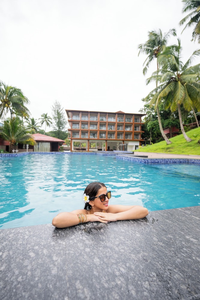 Silver Sand Sea Princess Beach Resort 10/65