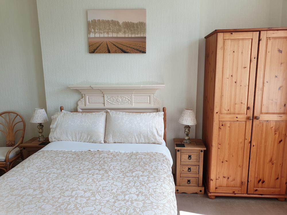 The Wycliffe Guest House 13/70