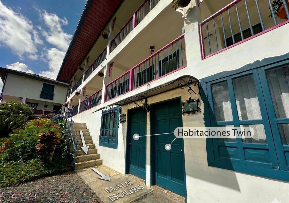 Hotel El Jardin 8/50