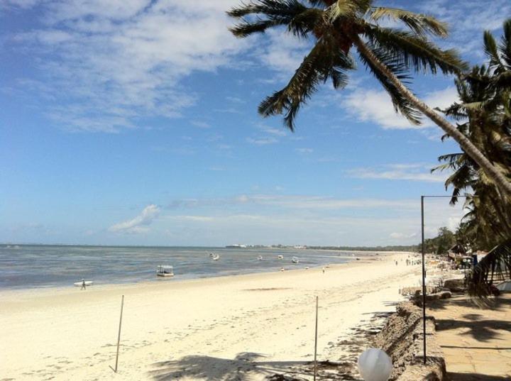 Kenya Bay Beach Hotel 28/46