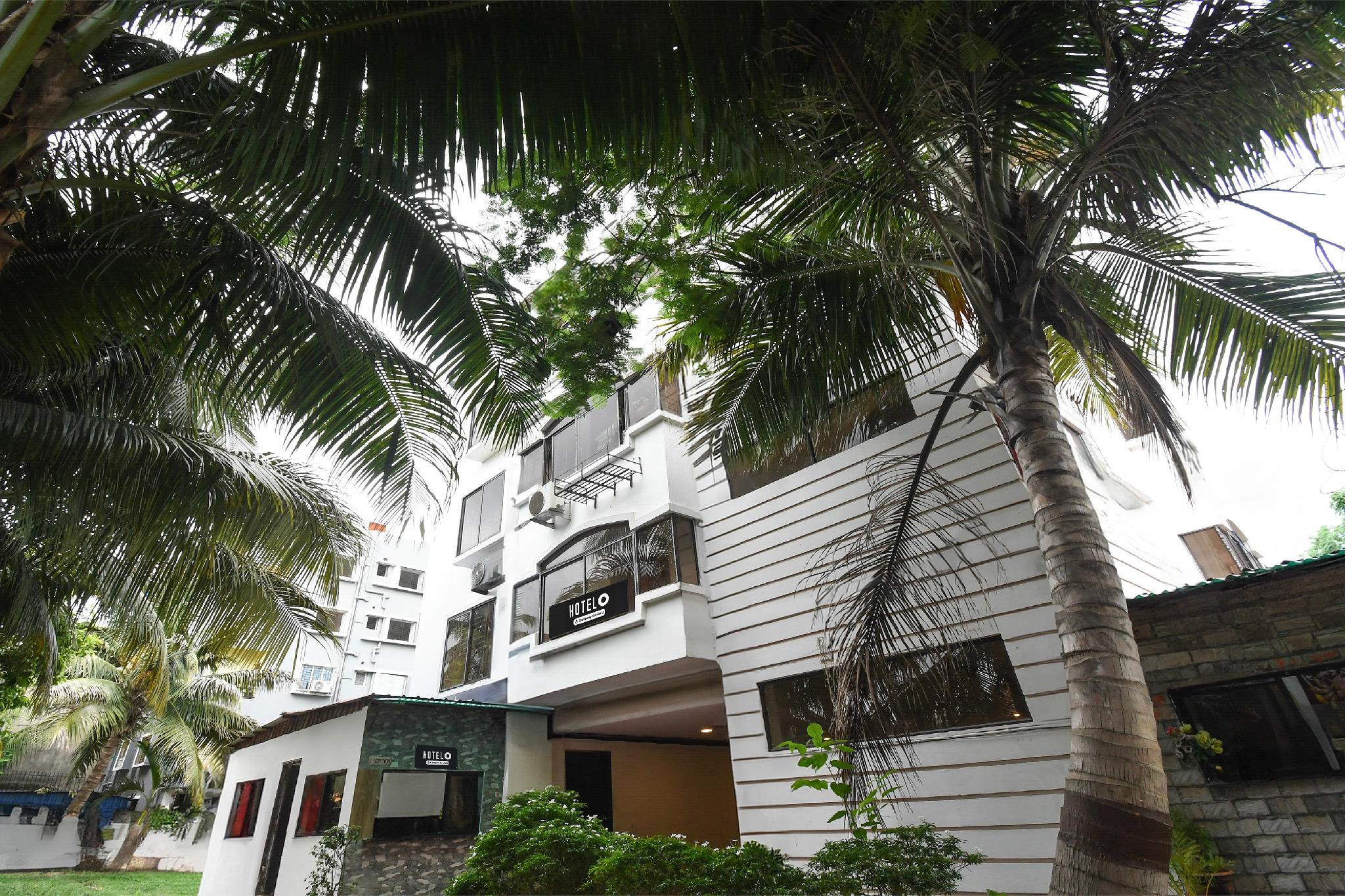 Oyo 8812 White Palace Hotel & Resort 53/56
