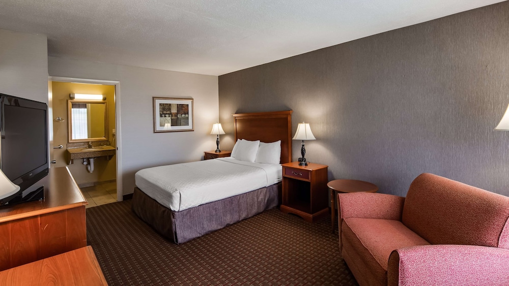 Baymont by Wyndham Culpeper 10/41