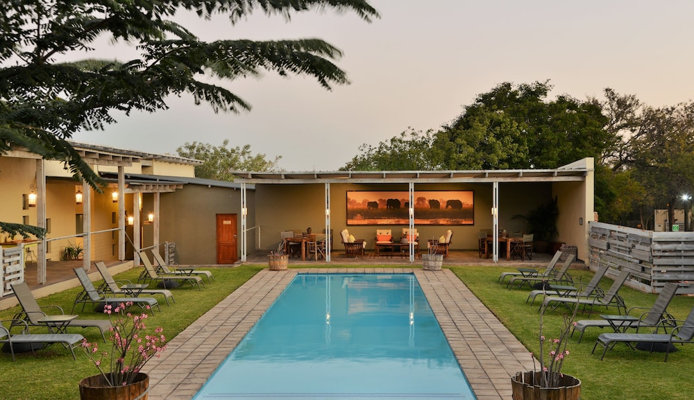 Bushveld Terrace Hotel On Kruger 46/50