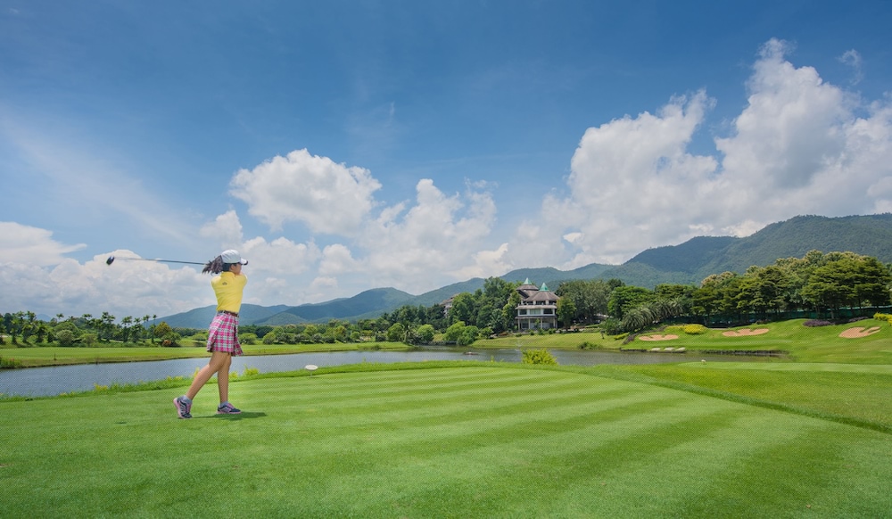Gassan Khuntan Golf and Resort Lamphun 24/50