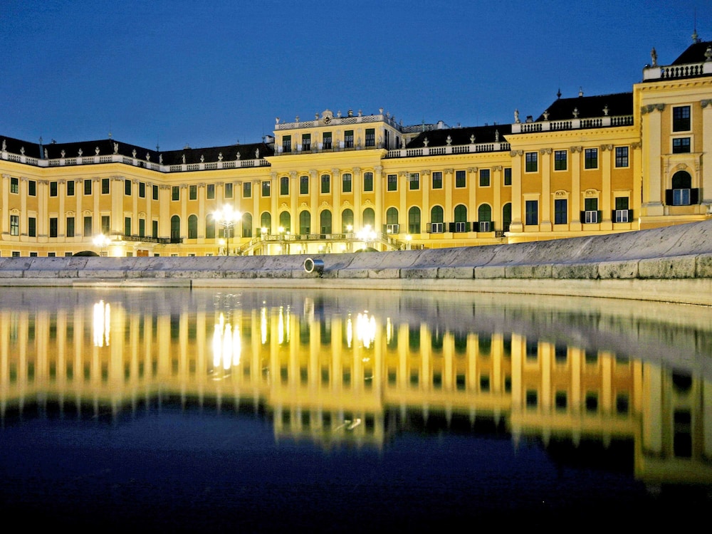 Hotel Mercure Wien Westbahnhof 65/71