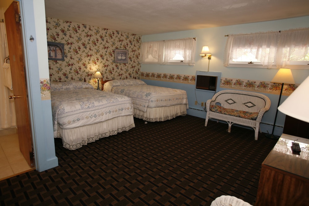 Bennington Motor Inn 22/35