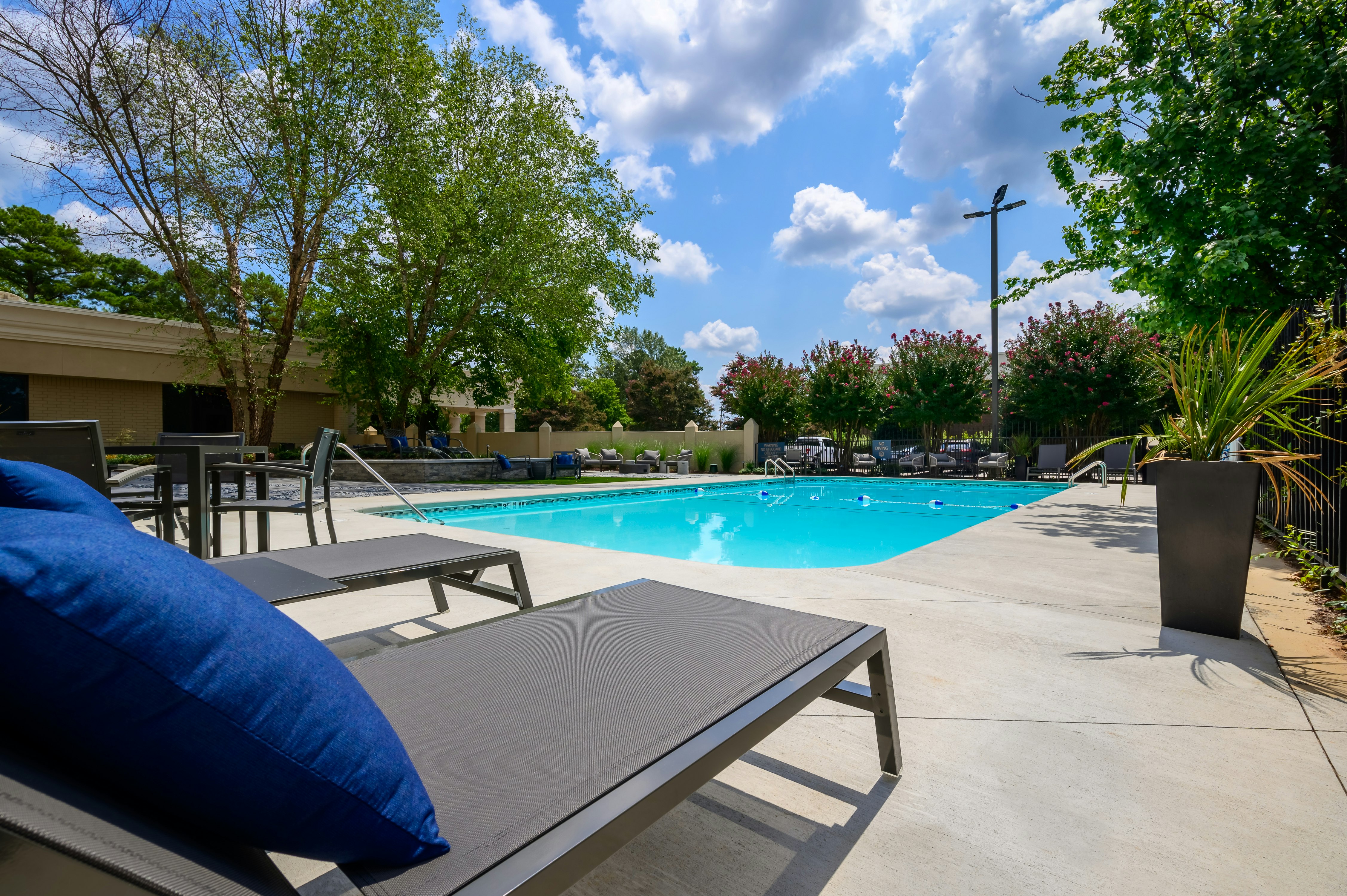 DoubleTree by Hilton Raleigh Midtown 21/21
