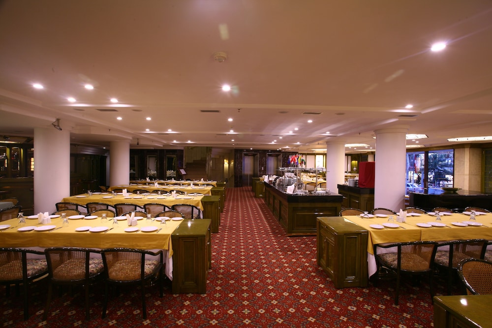 Istanbul Royal Hotel 43/44