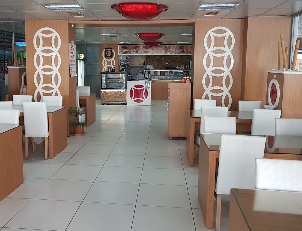 Berrak Su Hotel 10/50
