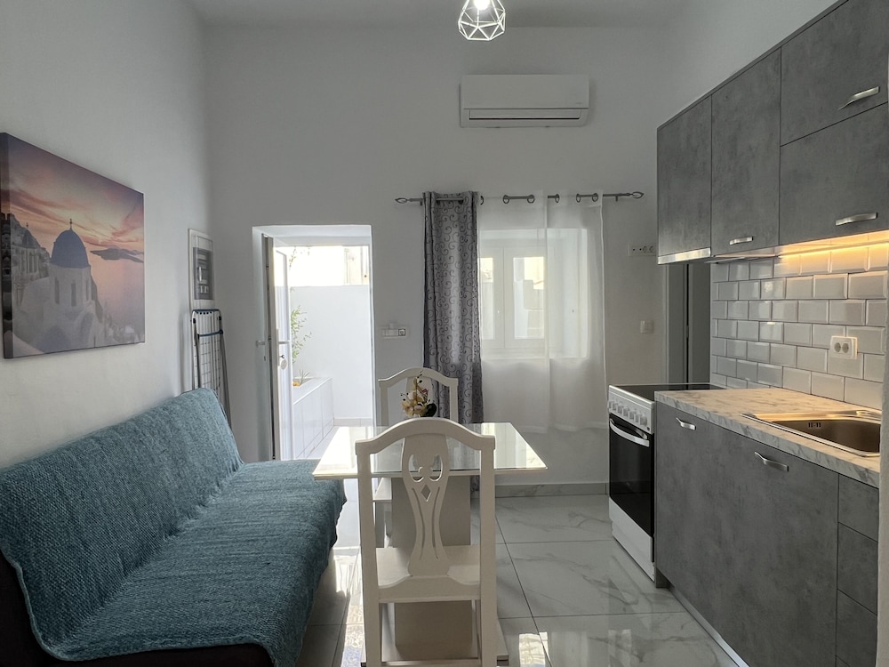 Villa Pavlina 32/50