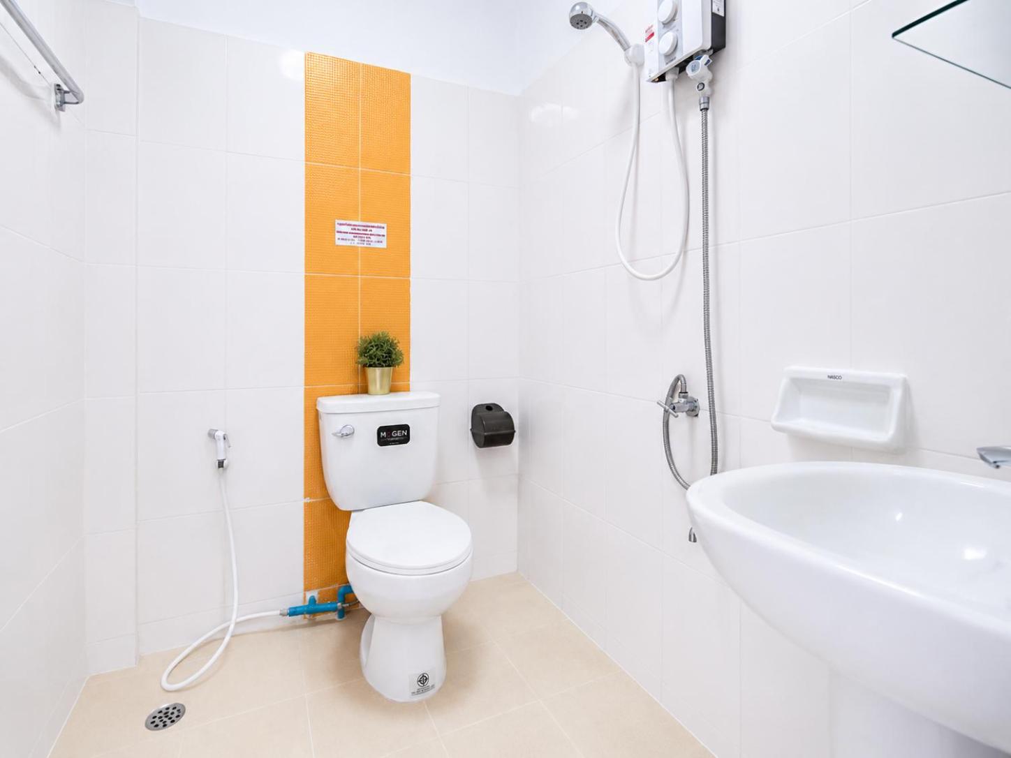 غرفة سوبيريور بسرير كوين، Khaleej Mazz Hotel Patong 6/8