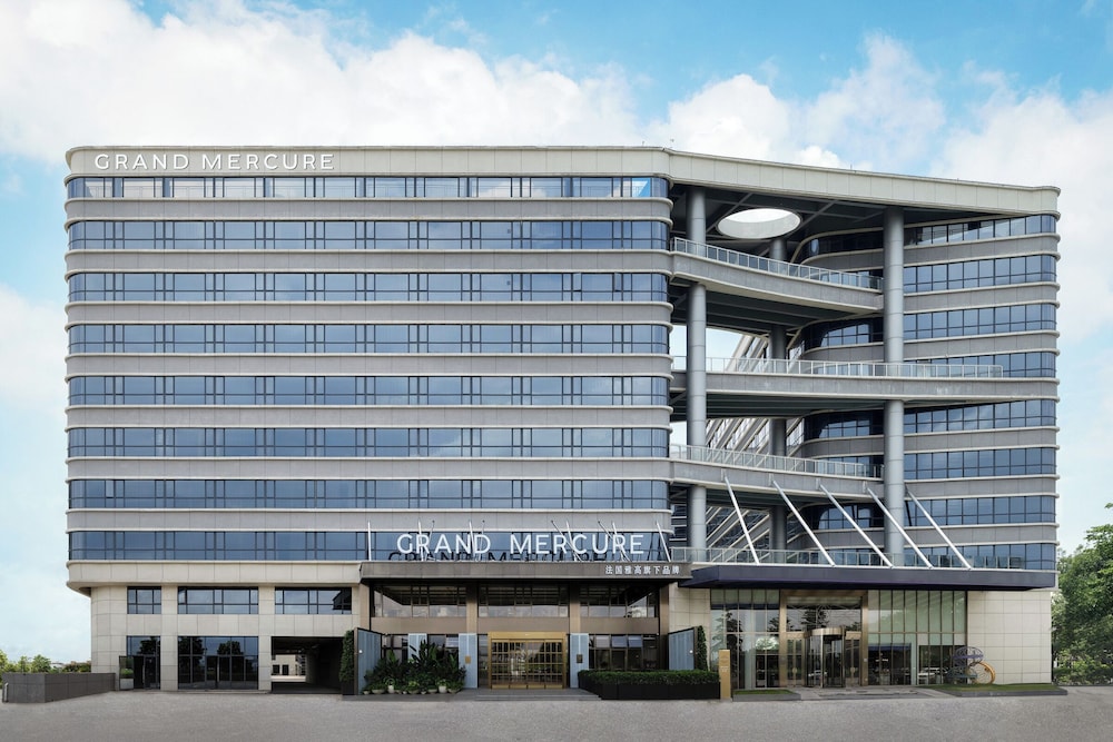 Mercure Guangzhou Baiyun International Airport 3/44