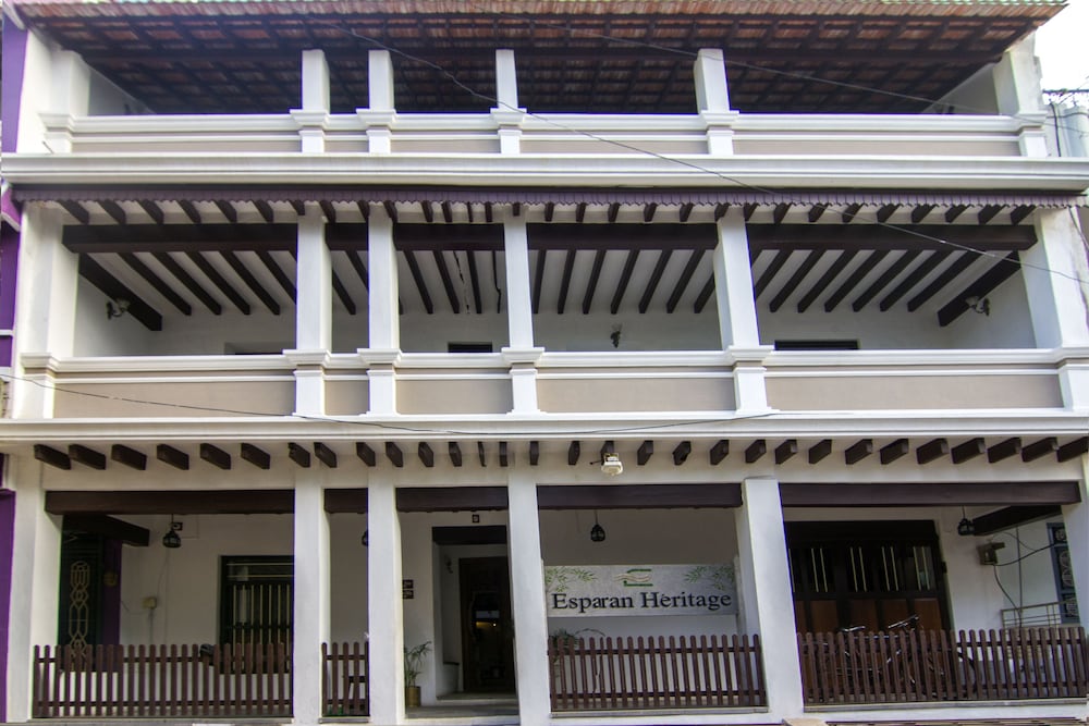 Fabhotel Esparan Heritage Pondicherry 1/26