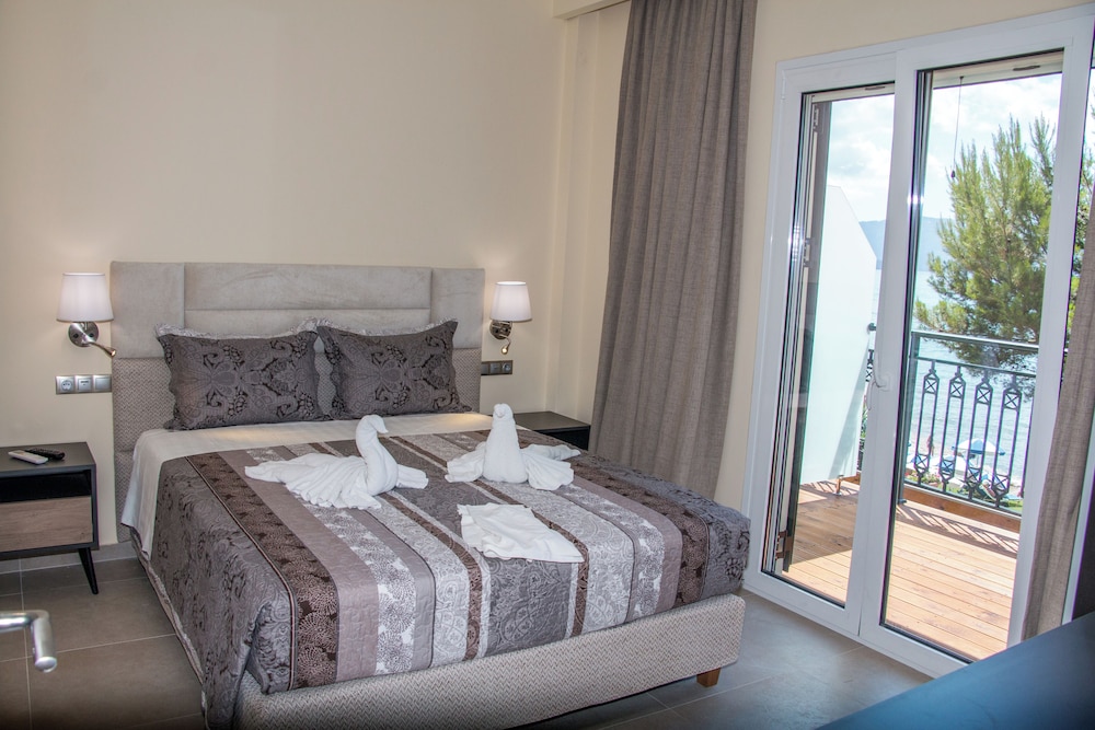 2 BEDROOMS, FAMILY, APARTMENT, SEA VIEW