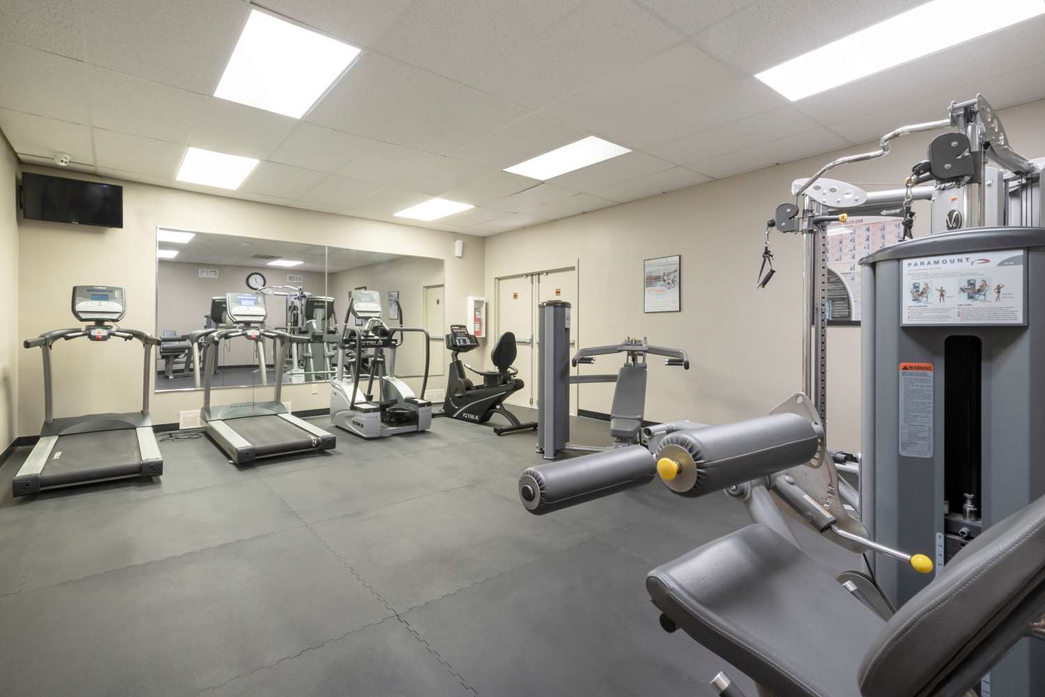 SureStay Plus Hotel by Best Western McGuire AFB Jackson 17/40