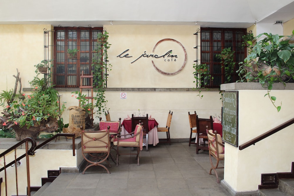 Hotel Soleil la Antigua 37/67
