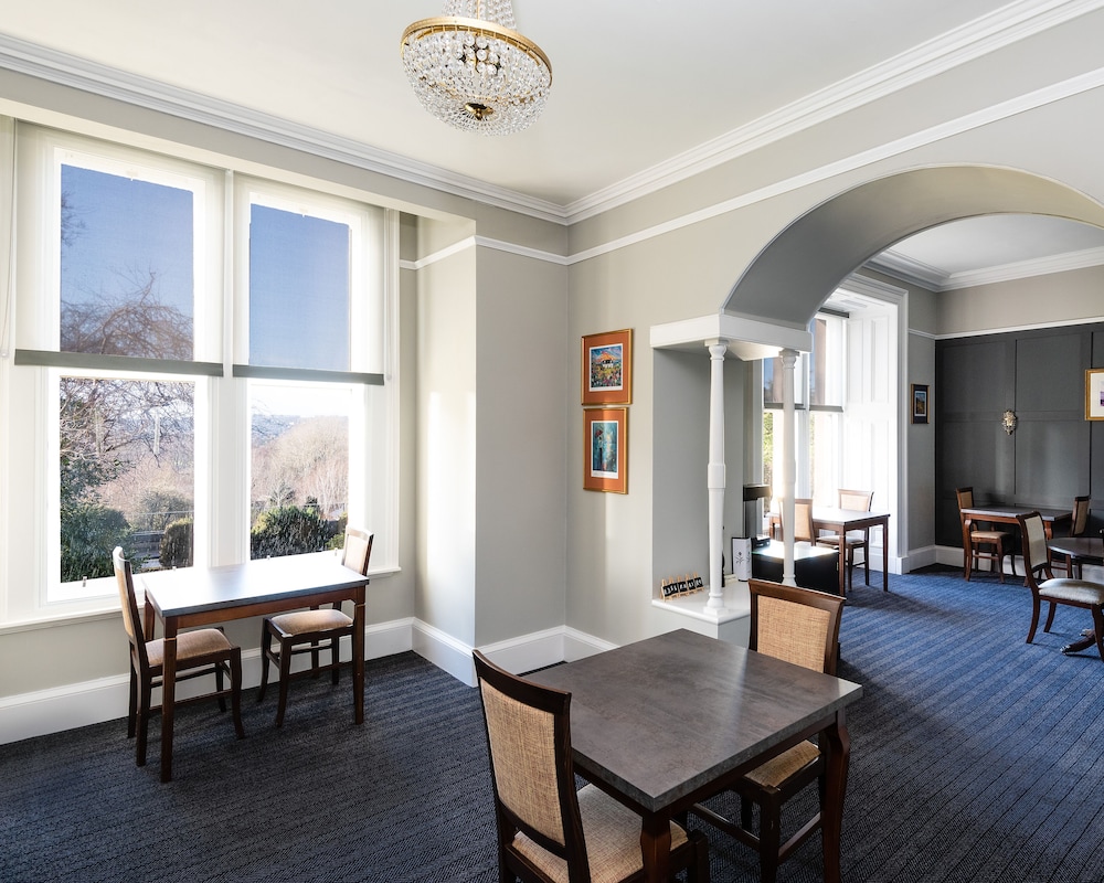 Sunbank House Hotel 54/75