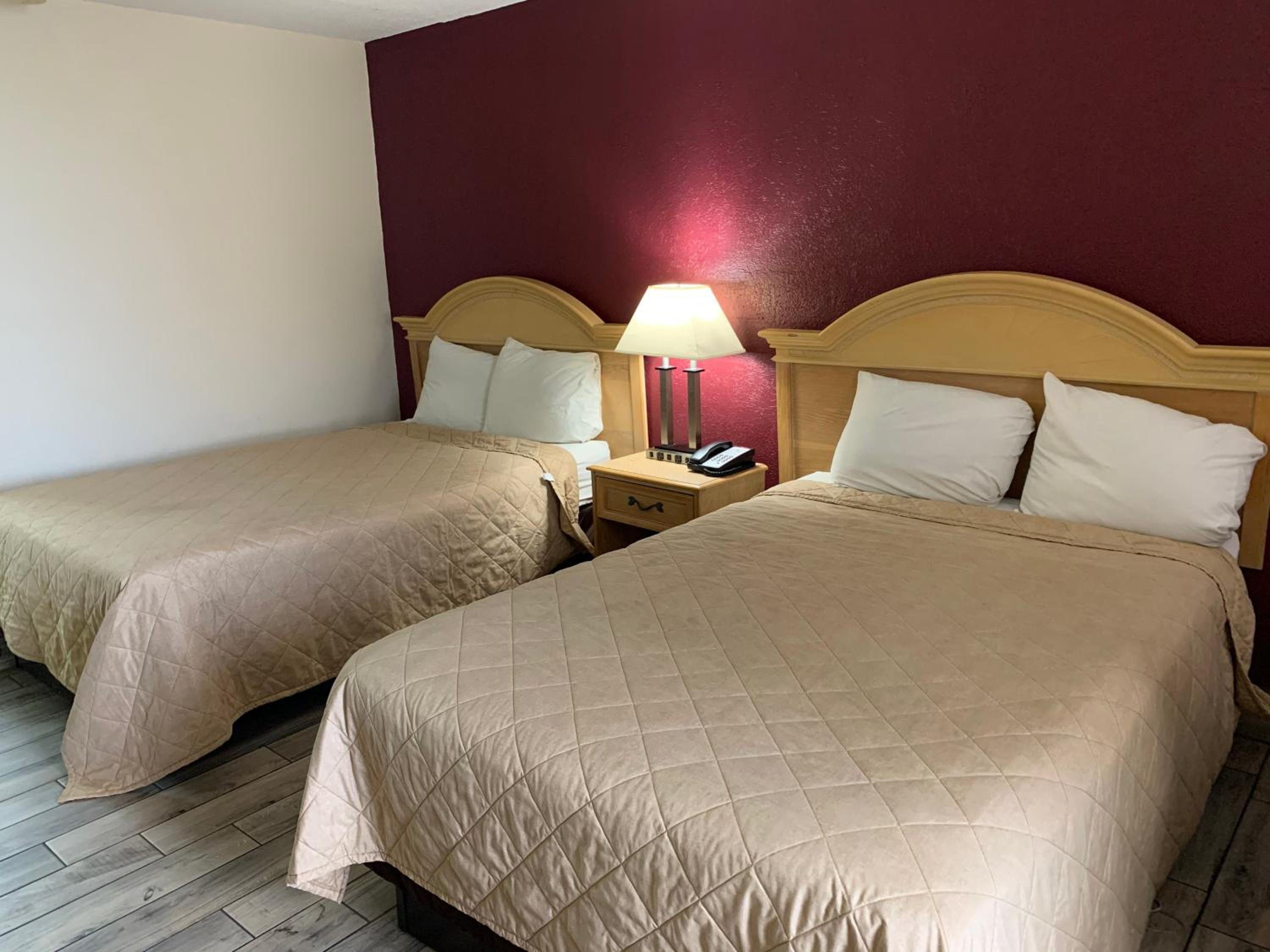 Americas Best Value Inn Tillmans Corner Mobile 12/36