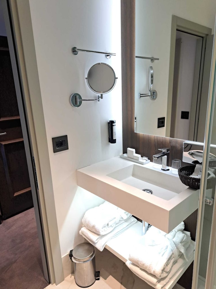 HOTEL & SPA WULFENIA 65/66