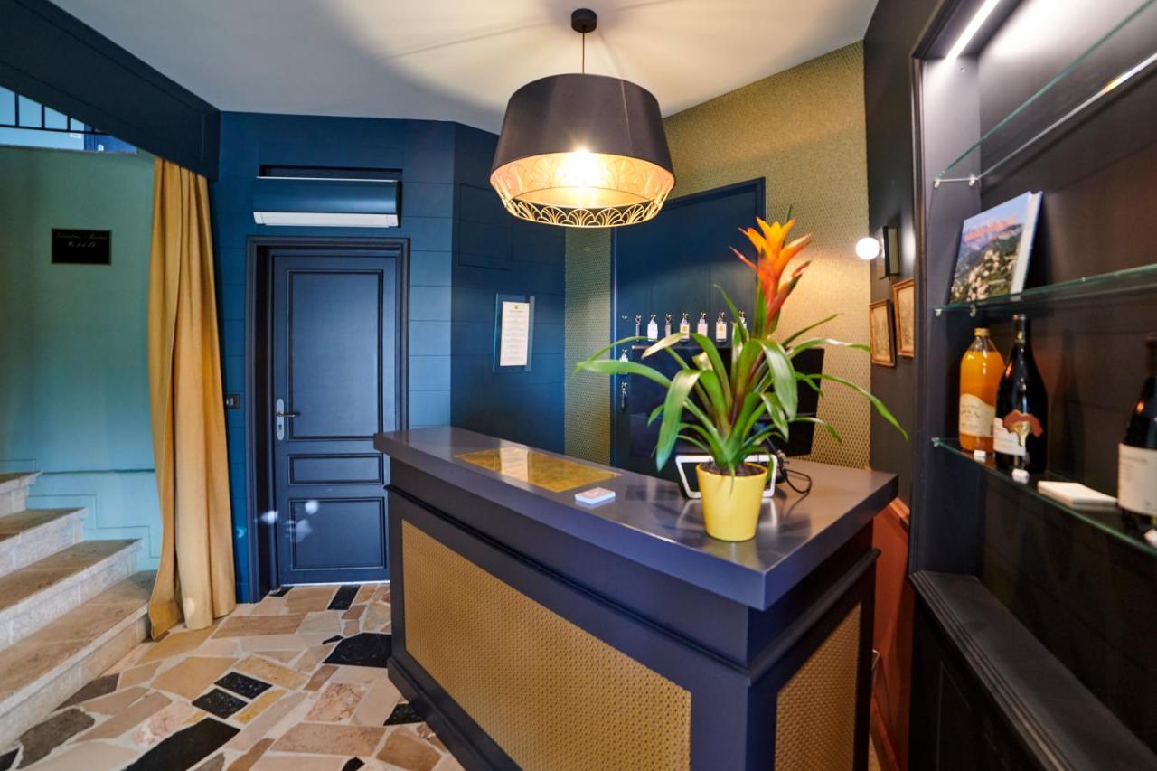 HOTEL PLANTEVIN 2/28