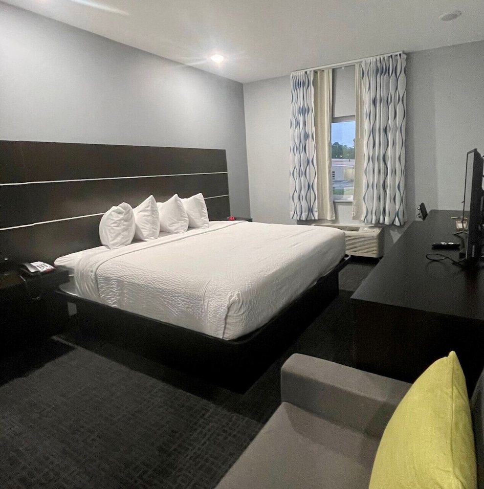 Days Inn by Wyndham Zachary LA 15/37