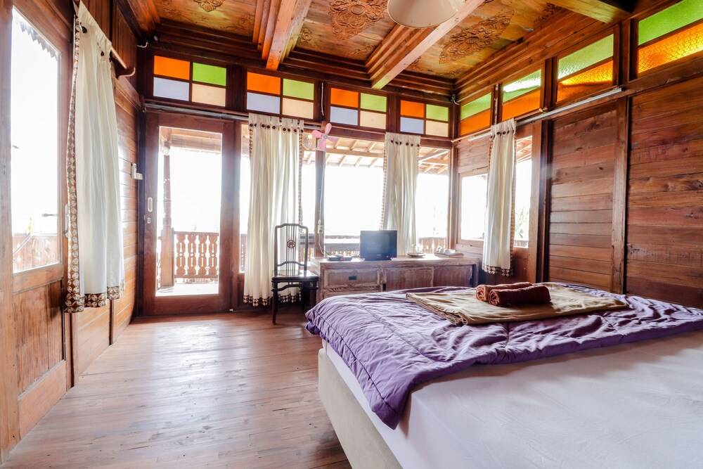Adinda Beach Hotel and Villa by ZUZU 40/57