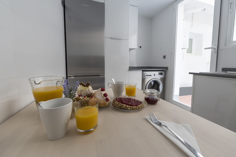 Hq Rooms San Vicente 28/33