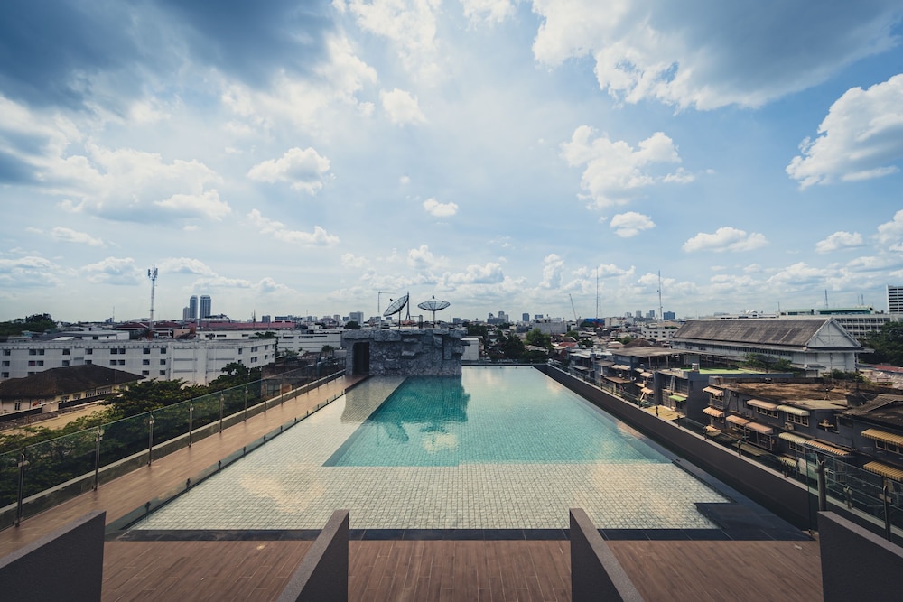 Ayathorn Bangkok Hotel 46/50