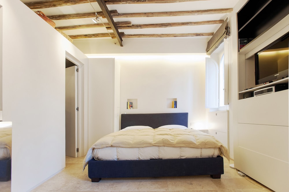 Oro - WR Apartments near Castel Sant Angelo 5/19