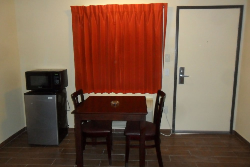 Motel6 Blythe, CA - South 28/71