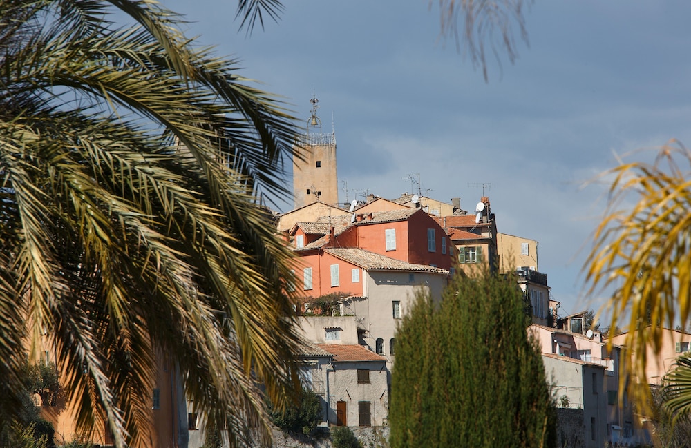 La Bastide de Biot 30/43