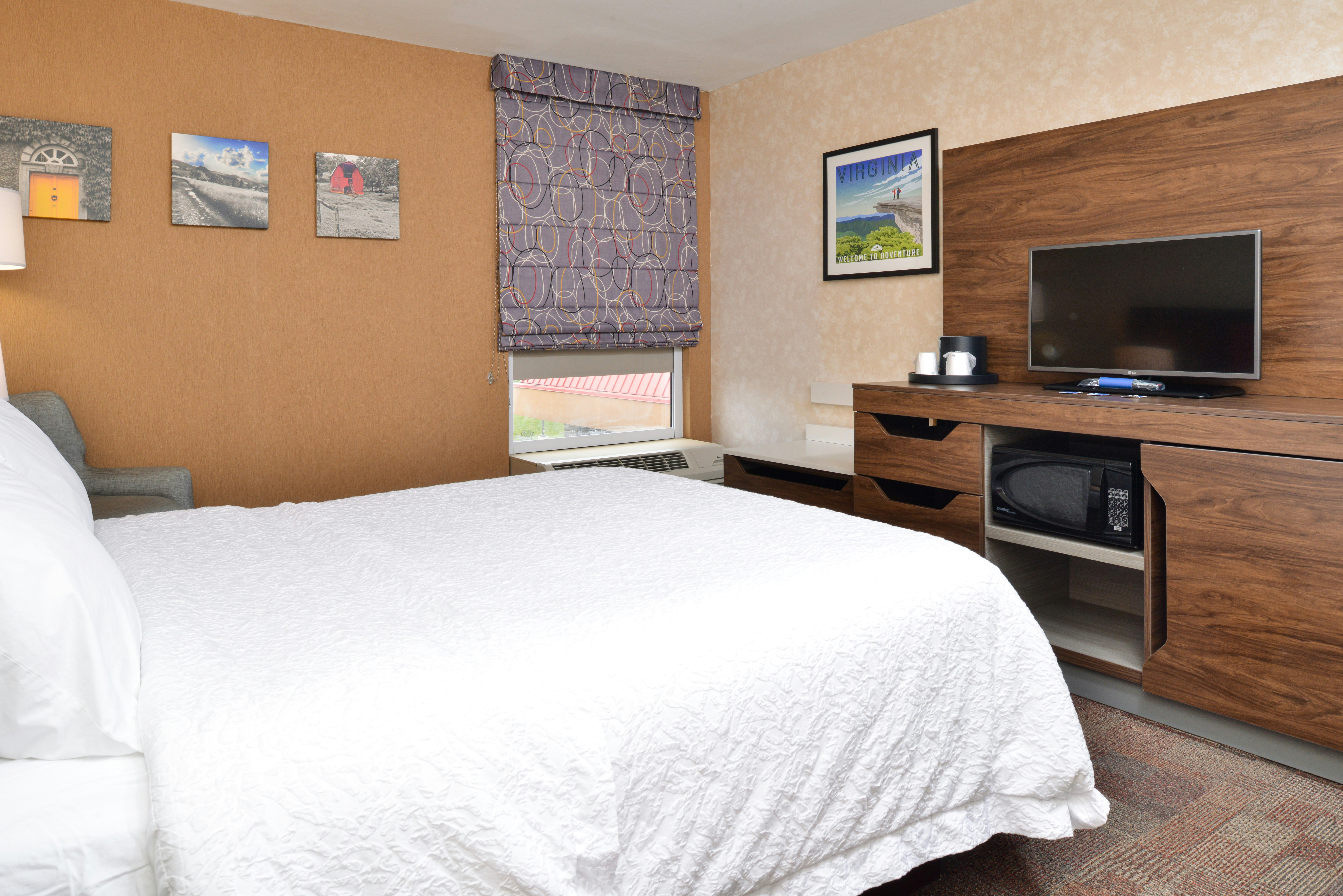 غرفة بسرير كينج، Hampton Inn Wytheville 3/7
